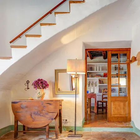 Masia Palou Alt By Hello Homes