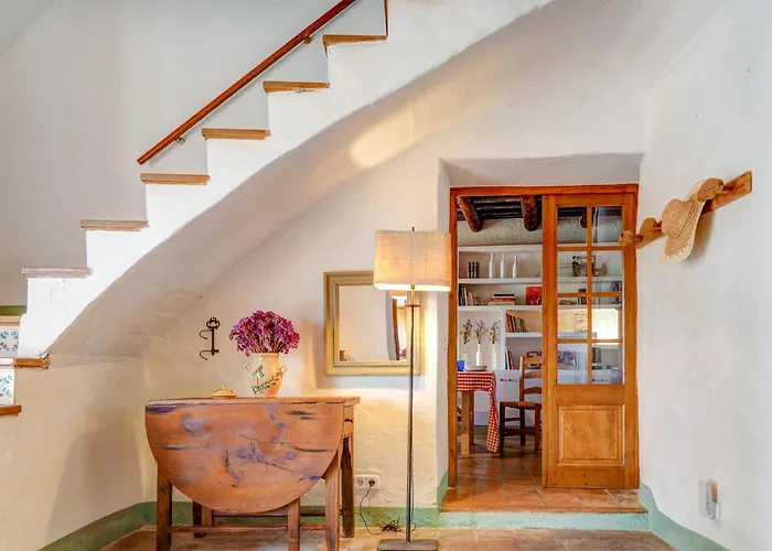 Masia Palou Alt By Hello Homes