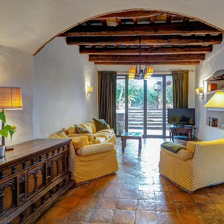 Masia Palou Alt By Hello Homes Vila